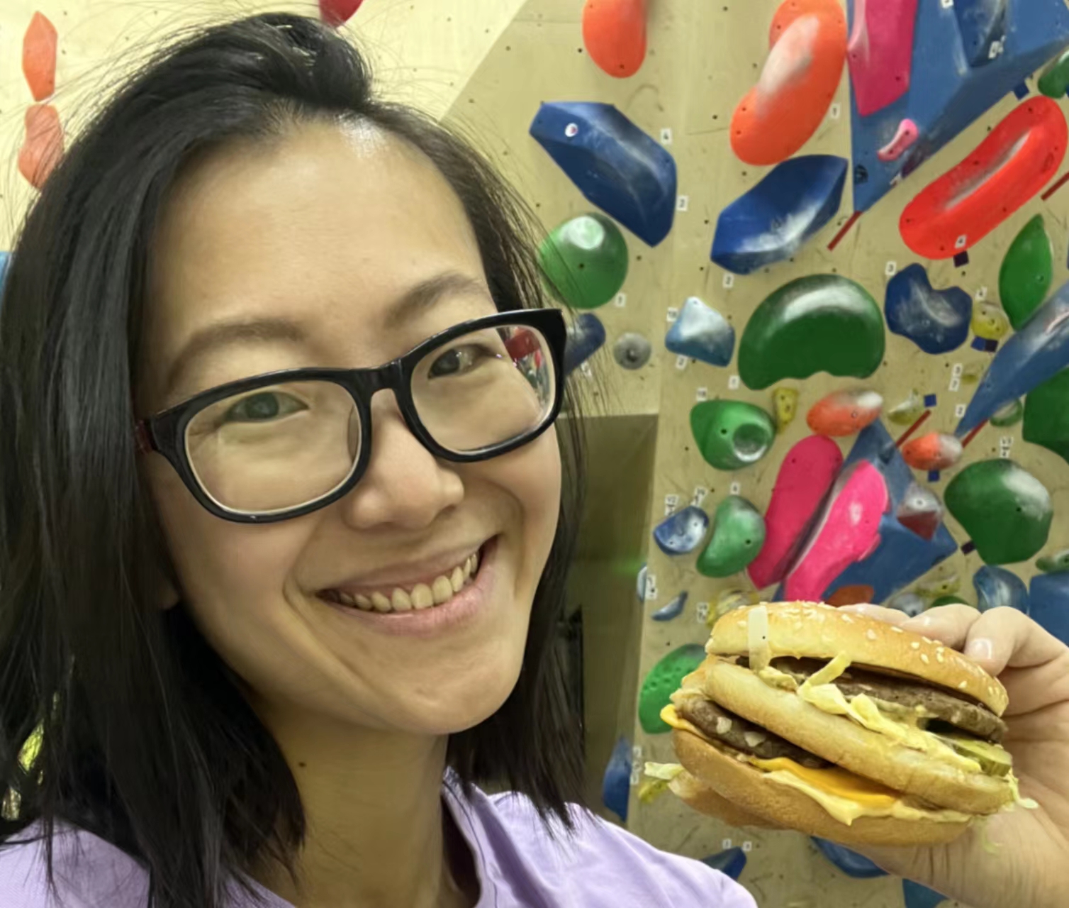 A Talk With a Beijing Burger Fanatic: Nancy the Burger Muncher
