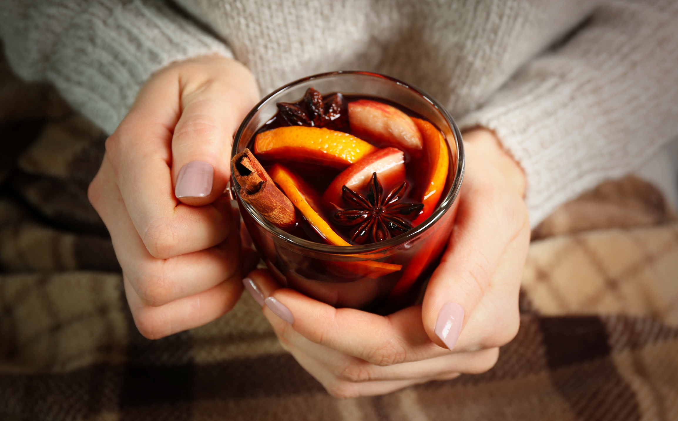 Warm Up With Mulled Wine Delivery From These Places Pt.1