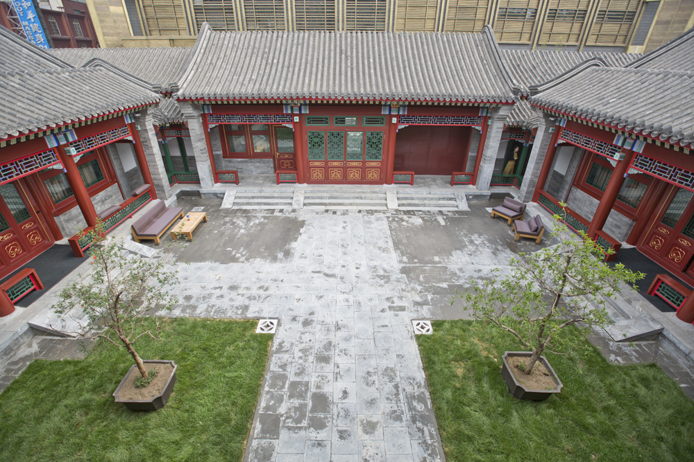 Dine like an Emperor with RUYI Gastronomy and the Waldorf Astoria’s Hutong Villa