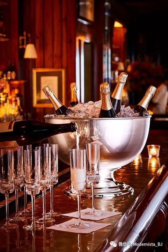 Year style modernista party picks eve dinner nye dine away ralph lauren editor pick bebidas thebeijinger ralphlaurenhome fiestas tablero seleccionar New Year Eve and New Year Dinner Party @ Modernista | the Beijinger