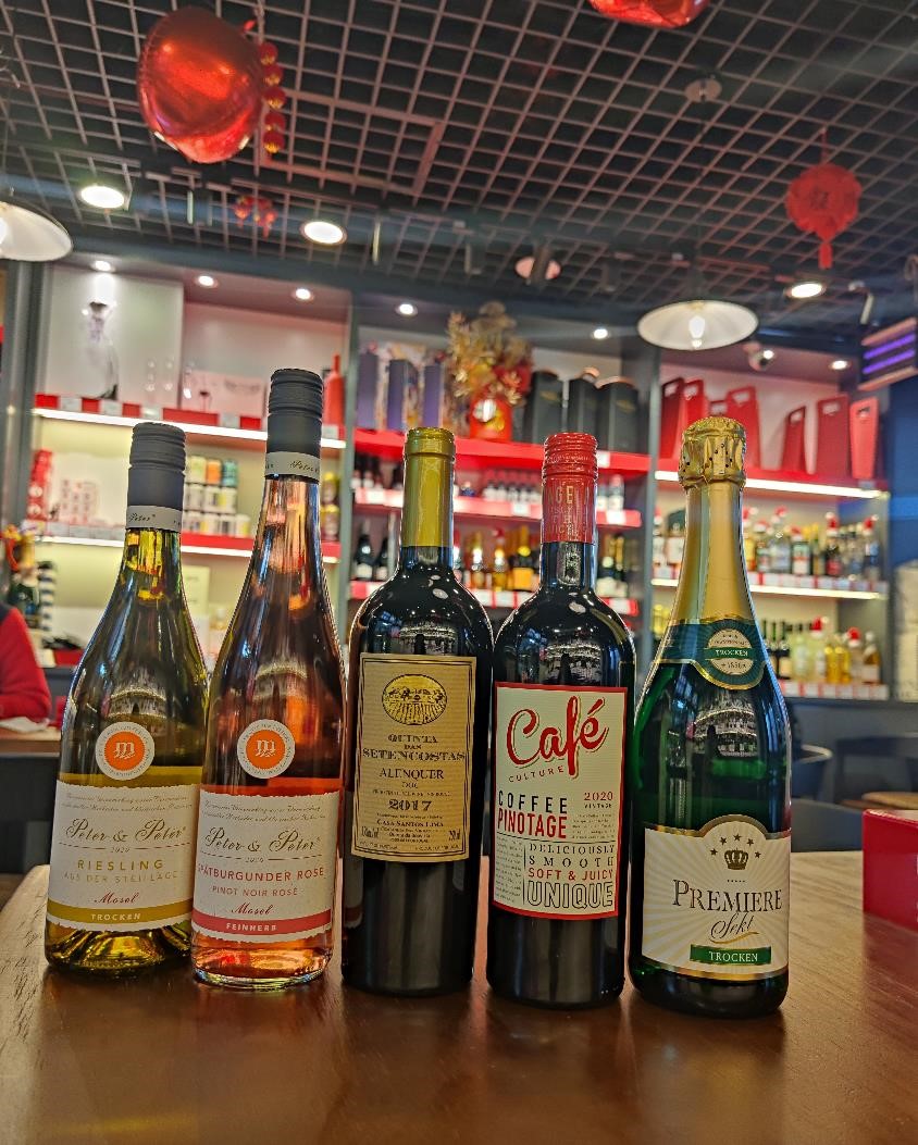 Wine Buffet 5x5 the Beijinger
