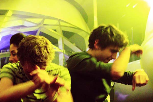 11_anniversary_B_128