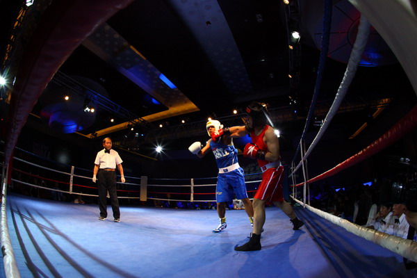 BrawlOnTheWall2012Beijing009