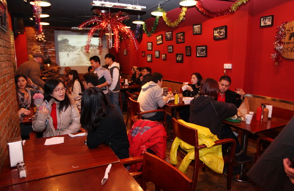 BurgerCup_Home_Plate04