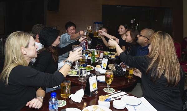 Hard_rock_Cafe_Beijinger_Charity_Pub_Quiz_Beijing_39